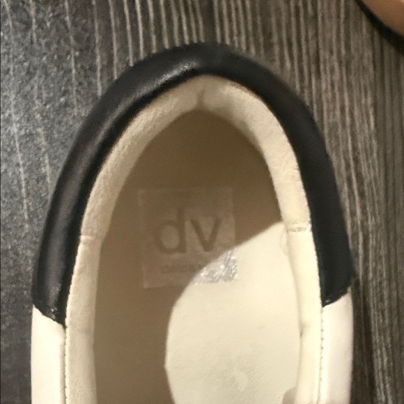 DV by Dolce Vita White and Black Sneakers - Picture 7 of 8